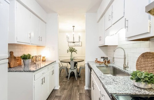 Southwest Raleigh Condo | Large condo close to downtown Raleigh!