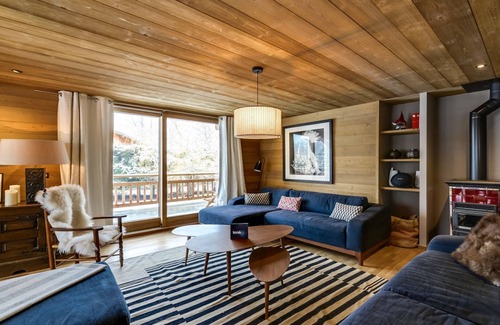 Les Tines Ski Chalet | Large family chalet in Chamonix