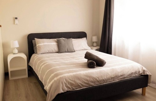 Kalbarri House | Large Family Home, Pet Friendly, Central Location. Sleep 11