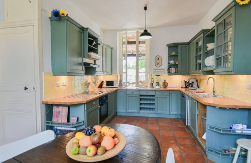 Bonnes House | Large family house with pool close to a river