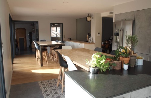 Villefranche-de-Lauragais House | Large family home with pool int + pied à terre "Les filles des jardins"