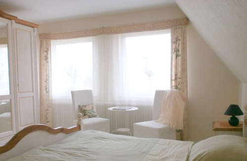 Bockhorn House | Large Friesian house with sauna and plenty of space to breathe deeply!