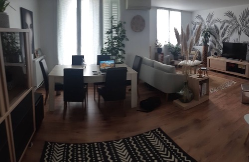 Saint-Martin-d'Heres Apartment | Large, fully-equipped apartment close to the mountains