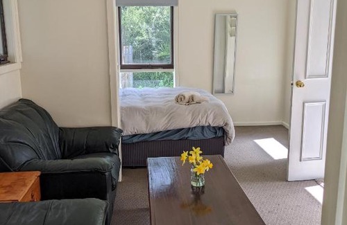 Bendigo House | Large garden block with multiple dwellings in the centre of Bendigo
