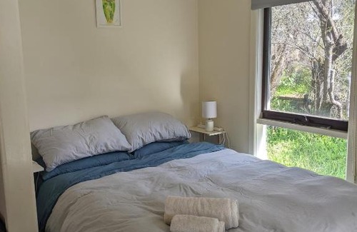 Bendigo House | Large garden block with multiple dwellings in the centre of Bendigo