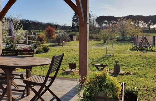 Veyrines-de-Vergt House | Large gîte with swimming pool