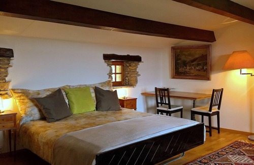 Goudargues House | Large holiday home in the middle of nature with views over the valley and pool