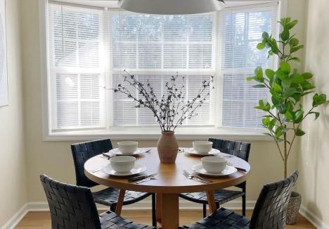 Whitemarsh Island House | Large Home Sleeps 10 Beach & Downtown Dog Heaven