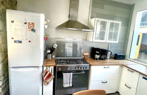 Etel Cottage | Large house, 100 m from the beaches and the port, ETEL center, close to all shops