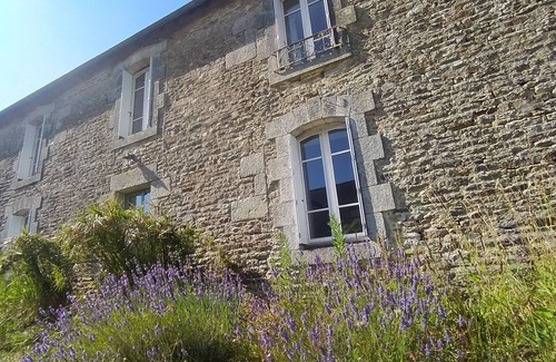 Rosporden House | Large house for 14 people, 20 min from the sea, 5 suites with 5 private bathrooms, 5* bedding