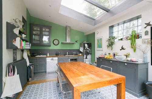 Issy-les-Moulineaux House | Large house with swimming pool and garden (near metro/tram/RER)