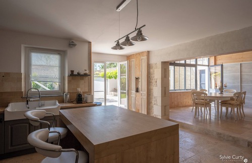 Le Bois-Plage-en-Re House | Large house in the heart of the village