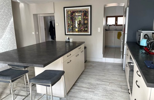 Larmor-Plage House | Large House near the beach and hiking trails