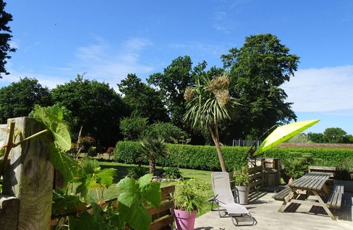 Ploumilliau House | Large house with garden, Ploumilliau
