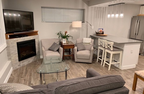 Coquitlam House | Large kitchen/in suite laundry/Self Contained, Central location.