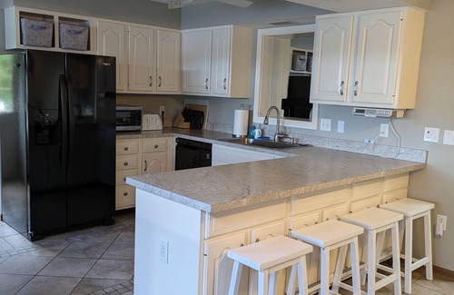 Laconia House | Large Lakefront Home - sleeps 13+