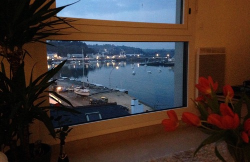 Audierne Apartment | Large luxury apartment overlooking the port of Audierne, Brittany, 2 pers.