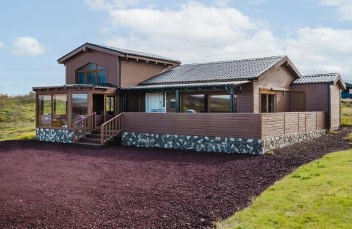 Selfoss House | Large luxury Cabin On The Golden Circle Next To Kerið The Crater.