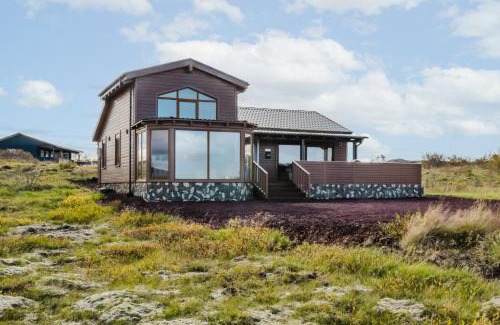 Selfoss House | Large luxury Cabin On The Golden Circle Next To Kerið The Crater.