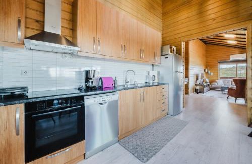 Selfoss House | Large luxury Cabin On The Golden Circle Next To Kerið The Crater.