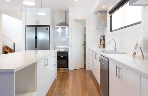 Smiths Beach House | Large & New Holiday home in Smiths beach, Phillip Island
