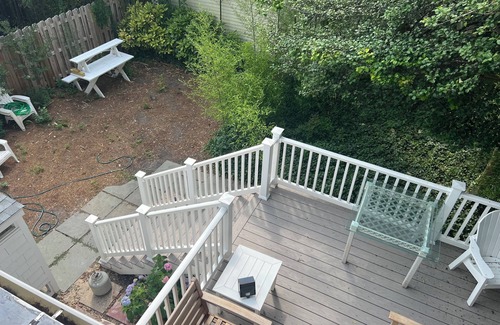 The Pines House | Large ocean block home. 5BR/Sleeps 12. Steps to the best beach. Pet friendly.