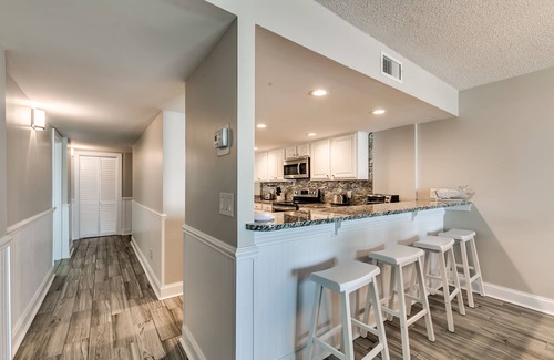 Myrtle Beach Condo | Large Oceanfront Three Bedroom Two Bath Condo at Carolina Dunes! (6th Floor)