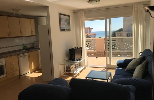 Peniscola House | Large penthouse on 2 floors, 3 bedrooms, Parking, Wifi. 60m from communal swimming pool and beach