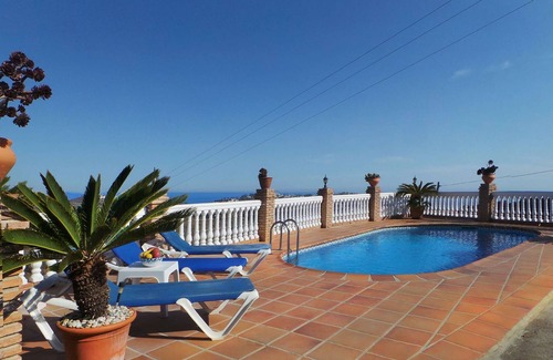 Almunecar Villa | Large pool and breathtaking views over the Costa Tropical