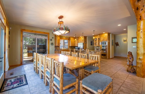 Sunriver House | Large Premier Home With A/C, SHARC, New Furniture, New Hot Tub and Pool Table