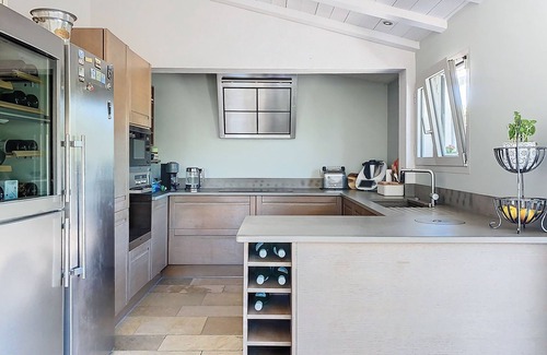 Sainte-Marie-de-Re House | Large Property with 2 Villas separated by a large heated swimming pool
