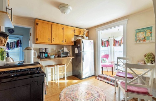 Montclair House | Large Space Great for Special Occasions: 2 Floors