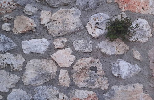 Spanokhorion House | Large stonehouse