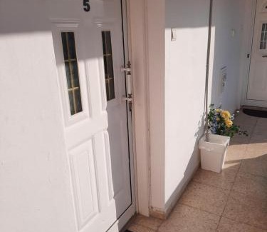 Larnaca Apartment | Large studio apartment 300m from the beach