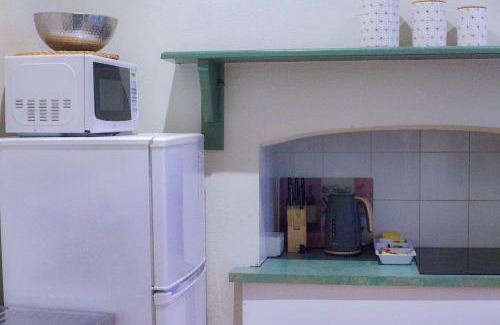 Soldiers Hill Apartment | Large Studio Apartment With Spa