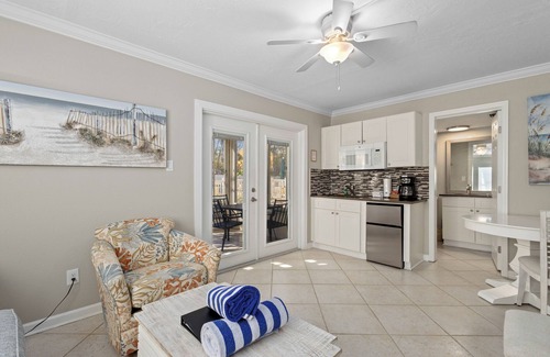 Whitney Beach Condo | Large Studio on Gulf! Cabana Beach Club #5B Longboat Key-Steps to Sand by RVA