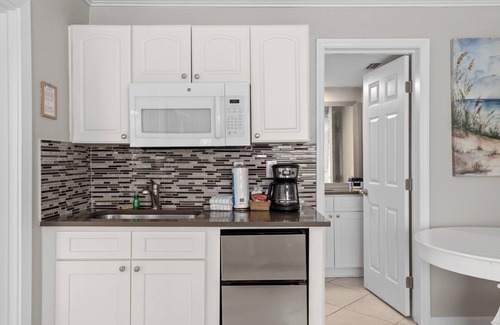 Whitney Beach Condo | Large Studio on Gulf! Cabana Beach Club #5B Longboat Key-Steps to Sand by RVA