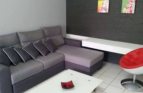 Dampierre Apartment | Large T2 not overlooked with direct beach access.