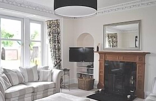Grantown-on-Spey House | Large Traditional Detached House Within The Cairngorms National Park, Speyside.