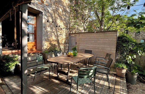 Tautavel House | Large vacation home in Tautavel with wooded garden and private pool.