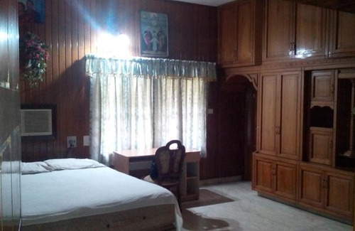 Kumaranalloor Villa | Large villa in kottayam town with 6 bedrooms