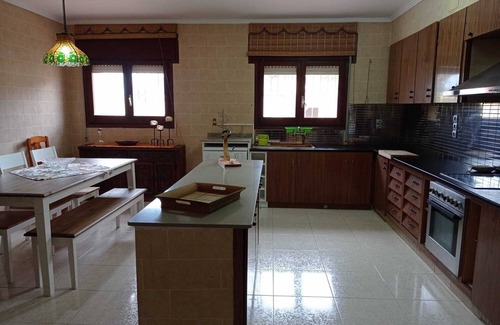 Vinaros Ski Chalet | Large villa in quiet area, very spacious and sunny (pet friendly).