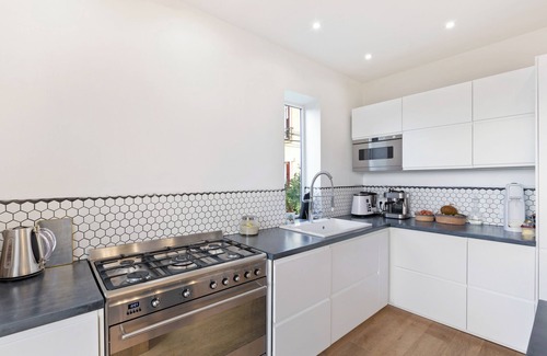 Garches Villa | Large villa on the heights of Garches, 20 minutes from Paris