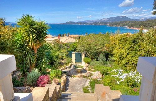 Le Pradet Villa | Large Villa - sea view - Le Pradet