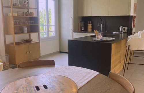 Carnot Villa | Large villa walking distance to the centre of Cannes.