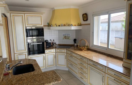Bessan House | Large villa with pool, pool house, quiet 15 minutes from the beach