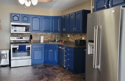 Decatur House | Large waterfront home w/boat rental available, great for family vacation.