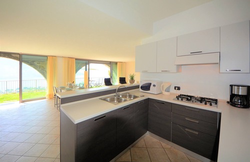 Vercana Apartment | Larianella House, peace and relaxation