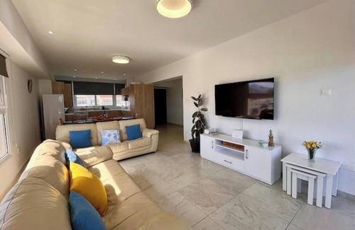 Oroklini Apartment | Larnaca Beachhouse Apt - bright and spacious with direct access to the beach.
