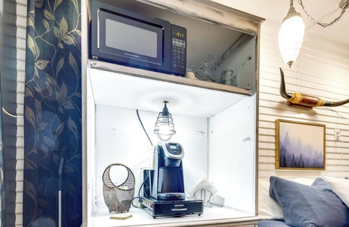 Fort Lyon Apartment | Las Animas Studio w/Lush Backyard Paradise!